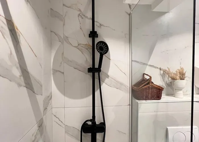 Bllok Scandi 2 Self -check-in * Tirana