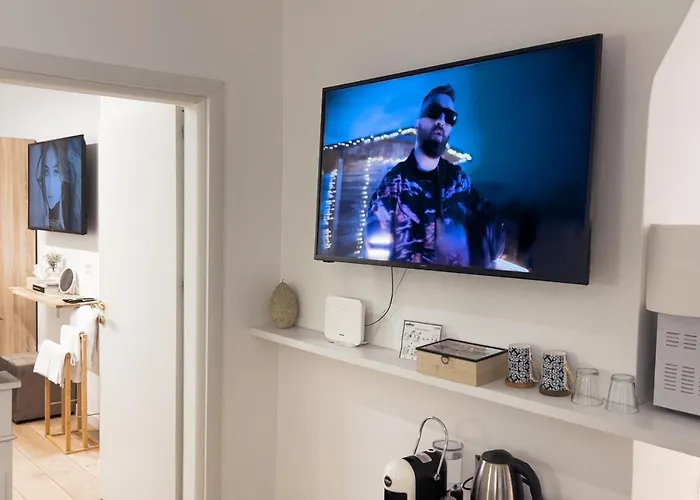 Bllok Scandi 2 Self -check-in Apartman Tirana