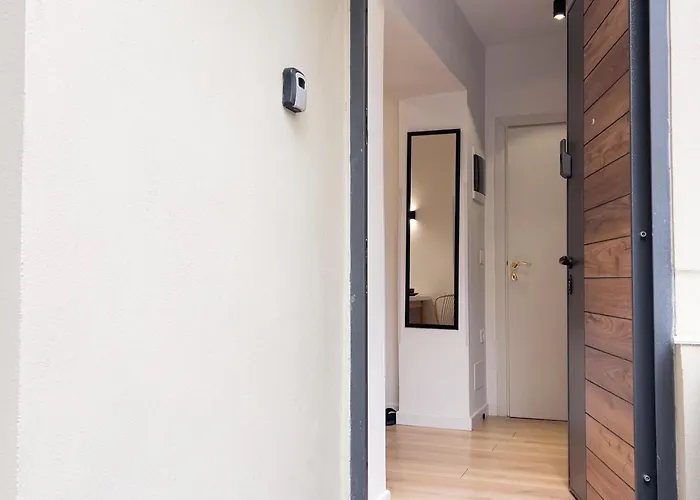 Bllok Scandi 2 Self -check-in Apartman Tirana